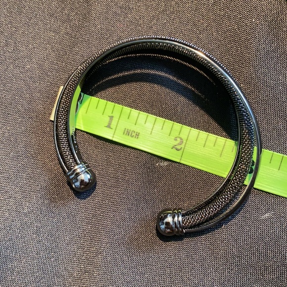 Lia Sophia Bangle Bracelet - Picture 6 of 6